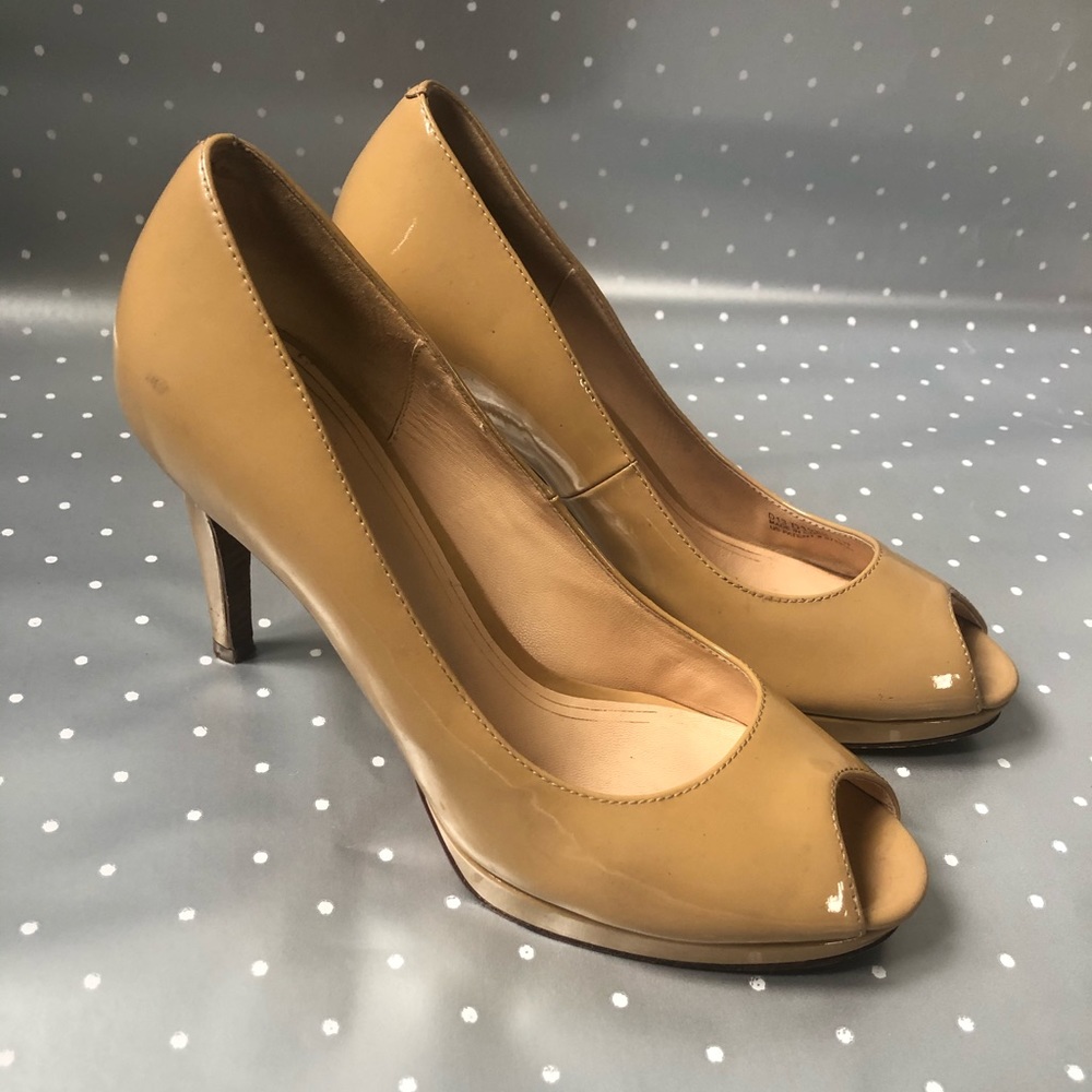 Cole Haan Nike Air Tan Pumps